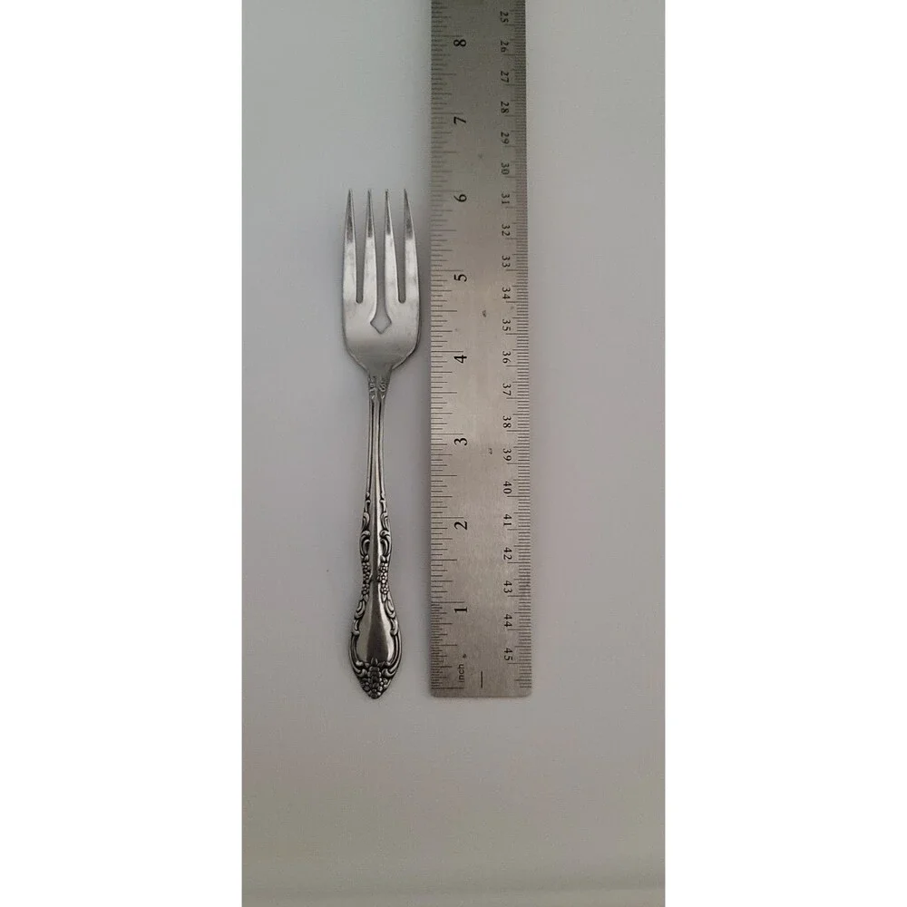 Set of 4 VTG Oneida Stainless Bourbon Salad Forks 6 1/4